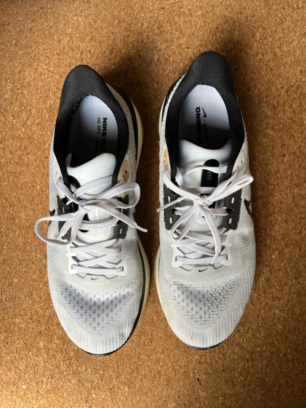 Nike Vomero 17 Running Shoes